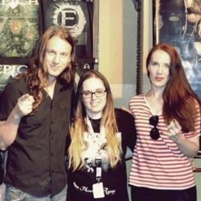 flor_aliano's profile picture. 💜 Graphic Designer & Social Media Manager |🇰🇷 Kdrama Lover ~ watched +280 (+Cdramas/Jdramas) | 📍ON 🇨🇦🍁 | 🎓Class of 25’ @niagaracollege 💙