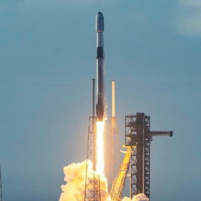 Rocketmana1's profile picture. 🚀Spacex .CEO&CTO 🚔| Tesla CEO and product architect 🚅Hyperloop .Founder of The boring company 🤖ICO-Founder- Neturalink, OpenAl