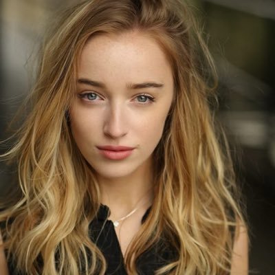 AlternatingFate's profile picture. @IllyrianMist is the shadow to my light, the wings to my soul. #ACOTAR | #DK | 21+