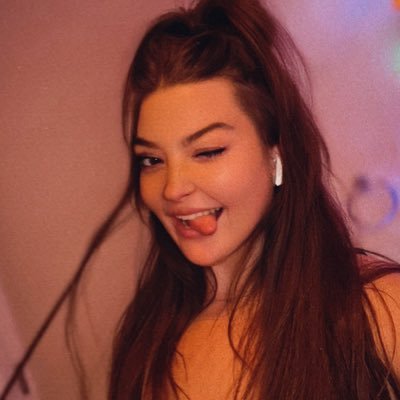 brookeyounggg's profile picture. bless your heart