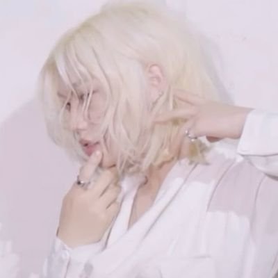 bbokiestar's profile picture. ˚୨୧⋆ stray kids voices: when the 8 of us are together, we live and when we fall apart, we die. | 01.04.2025