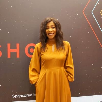 doosughun_takur's profile picture. ..recovering coffeeholic// 90s' music lover//team arsenal⚽️//growth enthusiast//researcher & economist//follower of the Universal Christ