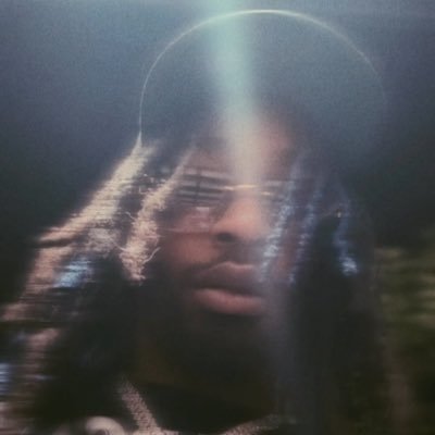 Chauns_'s profile picture. King.