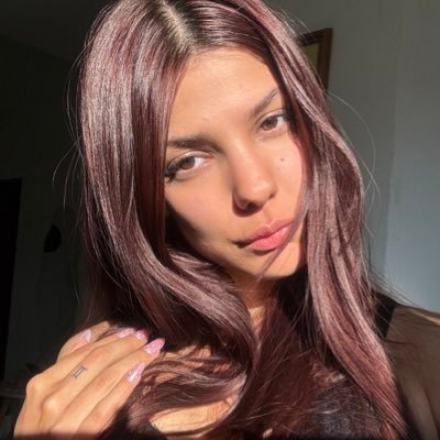 milulemoal's profile picture. explicar es agotador, mejor júzguenme.