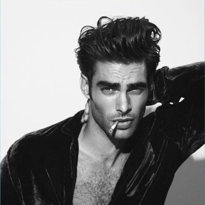 alexis_malis's profile picture. шучу в комментах