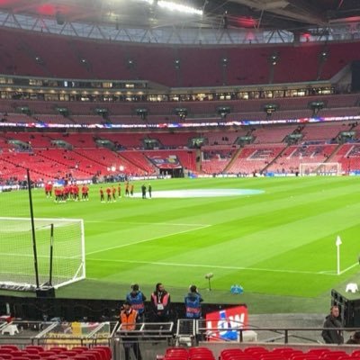 SamHillSJourno's profile picture. First Year @USWSportsJourno | Aspiring Sports Journalist | Media Assistant @DeriRFC | Writer for @ccfcinsiderr