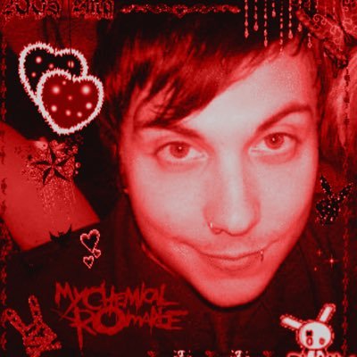 bumgwoo's profile picture. late dawns and early sunsets