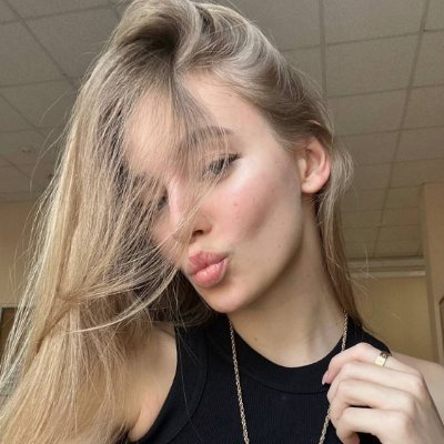 linjennifer123's profile picture. Be yourself, the other roles are already filled