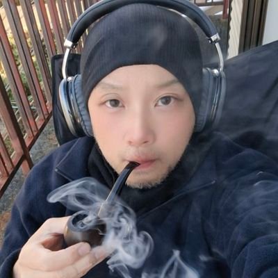 okako09181's profile picture. AIのエフェクト…恐ろしいね🥸
なんでも作れる🥰
Pochiは所属してたバイクのチーム名🏍
自分には過去の栄光等ありませんが､友人が🏍レースで少し有名になり､それに乗っかり自分の栄光の様に語る事があります🫶DMは知り合い以外見ませんよ🫡