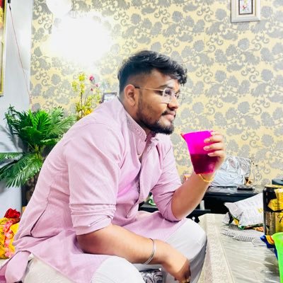 twittyog33's profile picture. All about Desi hip-hop 🎤, cricket 🏏, chess ♟️, and tech 💻 , 4️⃣5️⃣❤️