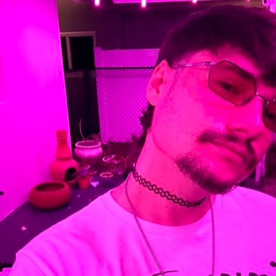 spookytones's profile picture. witchy gaymer with a love for horror and sarcasm. won’t stfu about buffy, wanda maximoff, agatha harkness, dead by daylight and pop music. ♑️🩸🔮