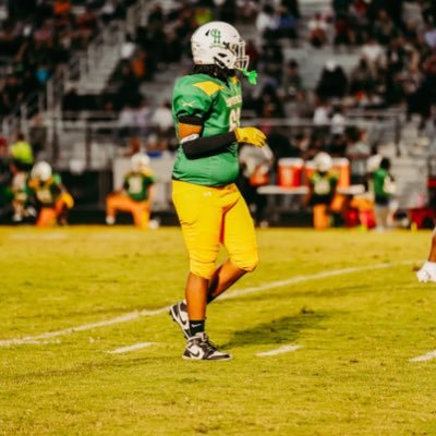 Leel1k_'s profile picture. @Chcavsfb 🍀 Khaleelw2008@gmail.com DL/OL  / 6’3 220lbs / (Phone) 804-300-6278 #LLMyAuntie❤️🕊️ #AGTG🫶🏽 #AllInMentality