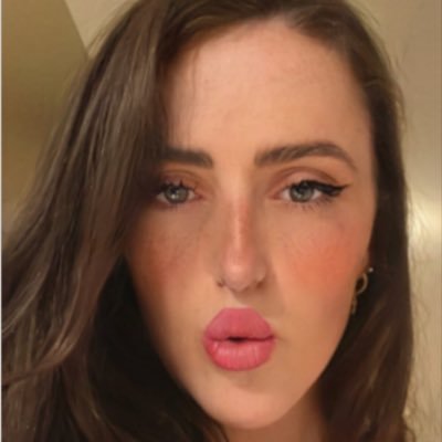 FindomGodKelsey's profile picture. Real life 6’4” amazonian / 12 👣/ pro athlete, tall motherfucker, goddess. tribute to talk/ customs + calls open.