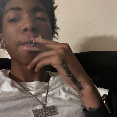 ceehendrix_'s profile picture. #RIAHWORLD