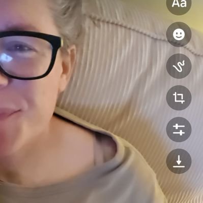 LindseyH95933's profile picture. 