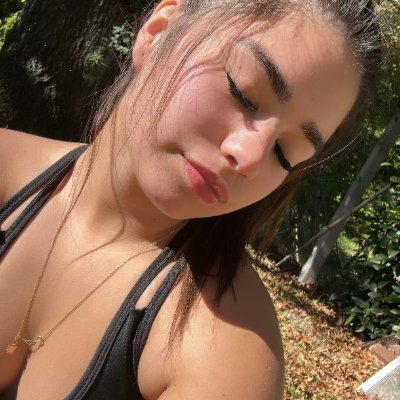 zoe_rgrs41's profile picture. 🎁 if you follow @justwocousins ❣️