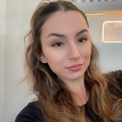 sayluhm's profile picture. 