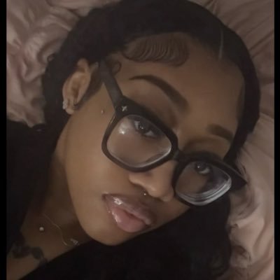 1avalahn's profile picture. ♱