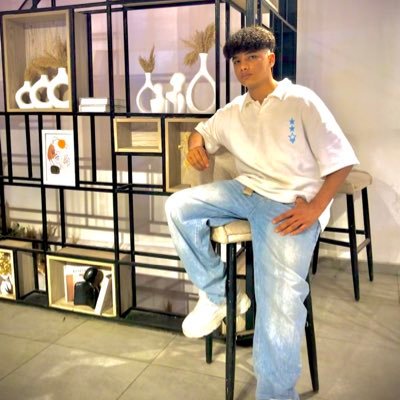 abdalrhman17455's profile picture. أنا زعلان من كل حاجه بس ساكت ومكمل.🖤