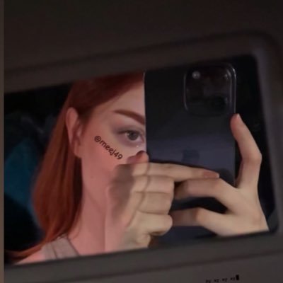 Jou12___'s profile picture. Like a 🦋.. Pretty to see , hard to catch