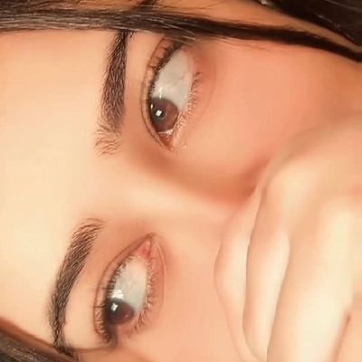 anvitiwari0309's profile picture. साबित करना छोड़ दीजिए,
जिंदगी जीना आसान हो जाएगी..