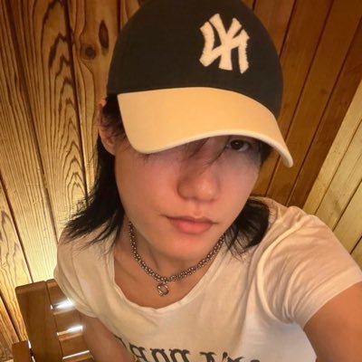 imaysooyeon's profile picture. ★ infp-t / jeong & jihyo collector | GD my dear love • # .ᐟ ⋆˙⟡ 🏳️‍🌈