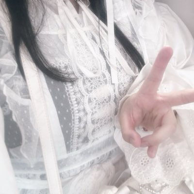 moa_mfsktxxxxxx's profile picture. りすでcrewの母に育てられてる音楽好きの歌い手おたく｜▷▶︎▷next 12.5 𝒍𝒂𝒔𝒕 𝒑𝒉𝒓𝒂𝒔𝒆🥂