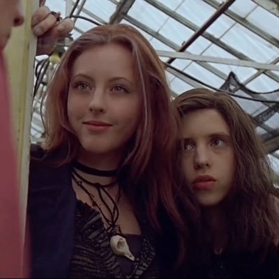 40sliar's profile picture. ╰☆☆ ɪ'ʟʟ ᴋᴇᴇᴘ ʏᴏᴜ ᴍʏ ᴅɪʀᴛʏ ʟɪᴛᴛʟᴇ ᴤᴇᴄʀᴇᴛ ☆☆╮