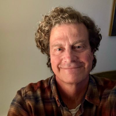 ThickCurlyTop's profile picture. Probably walking🚶🏼‍♂️ Army Veteran