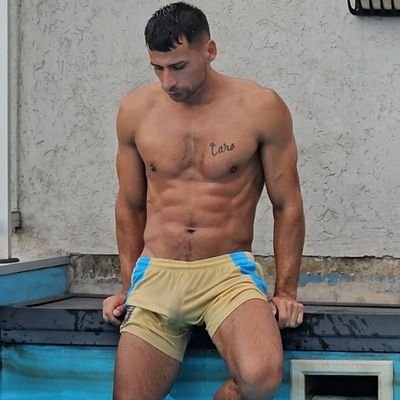 PabloLean1253's profile picture. https://t.co/8Z1KrOjx9B
Colaboraciones con chicas 🔥🔥
Deportista, aire libre, superación, esfuerzo and be good 💪💪🔥