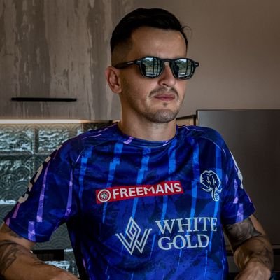 Aszh21's profile picture. Keralablasters 💛
Realmadrid 🤍
Football ❤️
Nyctophile 🌌