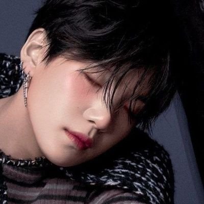 DSuga_IsarKha7's profile picture. 
