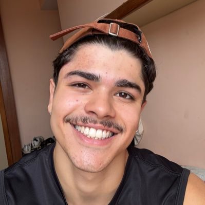 lucasbombessi1's profile picture. life is short