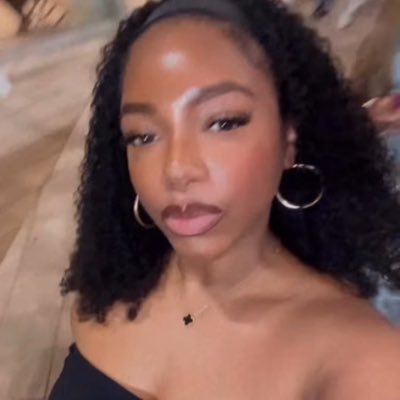 ashingtonn's profile picture. jet beauty of the week | #blacklivesmatter