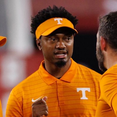 Jxrdan_v's profile picture. Special Teams Student Assistant | @Vol_Football | 2021, 2022 D2-AA State Champion 🏆 w/ @Lamustangfb