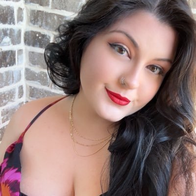 finding_jordy's profile picture. long live all the magic we made💜•26 •fiancée🤍•☀️can⬆️sco🌙taur✨disney world swiftie🍄•that one girl meeting TK🏈FL swiftie🌴i talk shit🤪