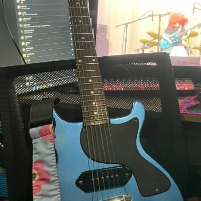 7seven_gt's profile picture. Gt.&Vo.🎸🎤｜音楽が好きなだけの人です｜マイペースに弾いて歌ってます｜よろしくお願いします。
🇺🇸/🇵🇭｜🇯🇵/🇰🇷 (勉強中)