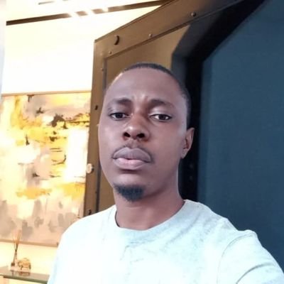 tomriffa's profile picture. Global mind. Local roots.
📚 Philosophy | Presence | Power |
Living refined, loving rare |
DMs open for brilliance only