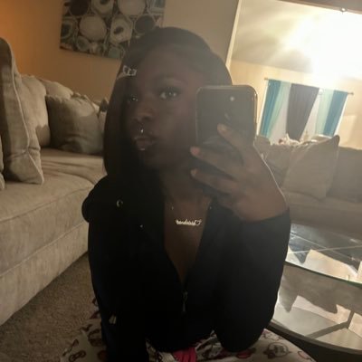 CandeisiasLair's profile picture. ig: sidmerecandeisia