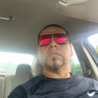 hxander_33's profile picture. 