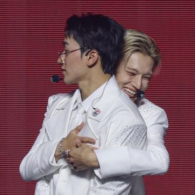 sanieeyoung's profile picture. 🇵🇭 she/her // stan acc.+multi-fan // INFJ-T
ATINY + EXO + B2TY/LIGHT etc.