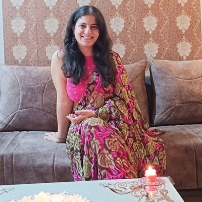 Shikha_HealMind's profile picture. Forget Content, Context Matters More