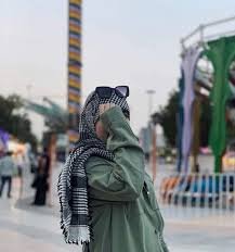 mrs_houmi's profile picture. طبیعت، مادر زندگی و منبع الهام است؛ سرشار از زیبایی‌ها، سکوت آرامش‌بخش و شکوه بی‌پایان هر گوشه‌اش یادآور قدرت و هماهنگی حیات است