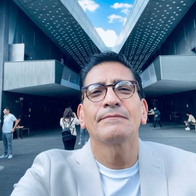 Sincrodestin's profile picture. | UNAM | Fan de Kahlo, Rivera, Velasco, Sebastián, Barragán, O’Gorman | Plan C | Viva la Pdta. Claudia Scheinbaum | 🇲🇽 | Palestina Libre Ya! ✊🏻 🇵🇸