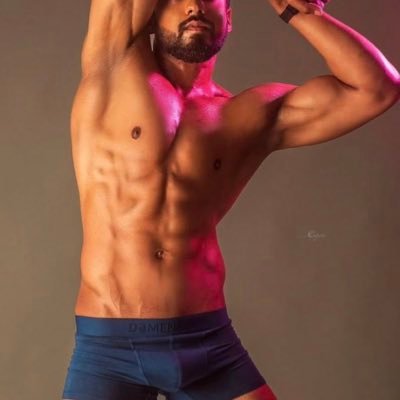 cropic169238's profile picture. Good relationships just dont happen they take time, patience and two people want to be togather❤️ Top Bisex here