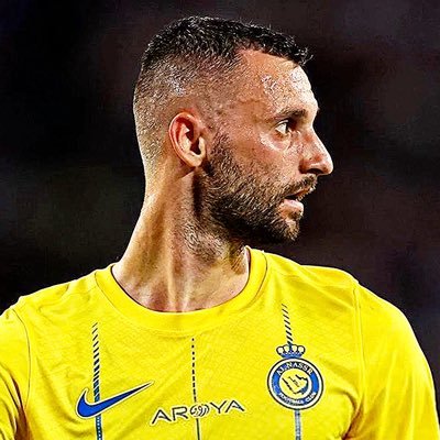 BAND_nsr's profile picture. حسابي السابق 2k موقف|سبحان الله وبحمده سبحان الله العظيم @ALNASSRFC | @ARABNEWSSPORT👨🏻‍💻| مصمم في TikTok اكثر من +60k متابع | قناتي BN NSR اكثر من +14k متابع