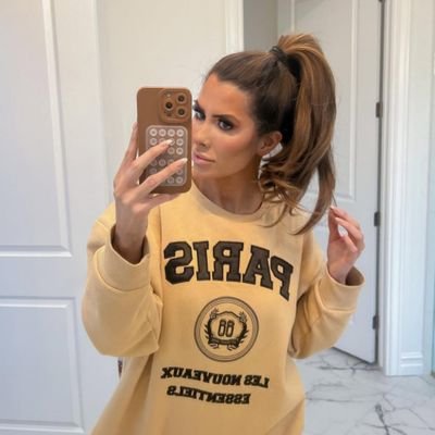 hildekatrien's profile picture. What you nurture with care becomes priceless over time. 
It's not luck, it's discipline, focus and time. 
Every wise step today, echoes in tomorrow's comfort