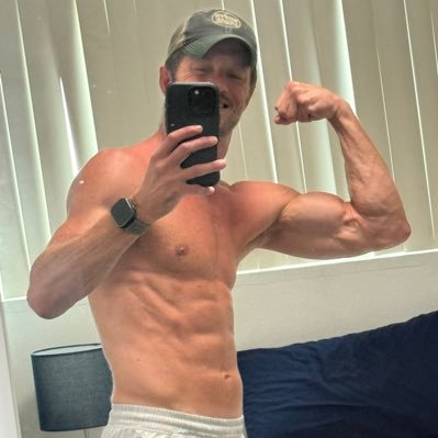 demgoods80's profile picture. 