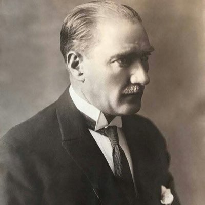 GlizJ's profile picture. 