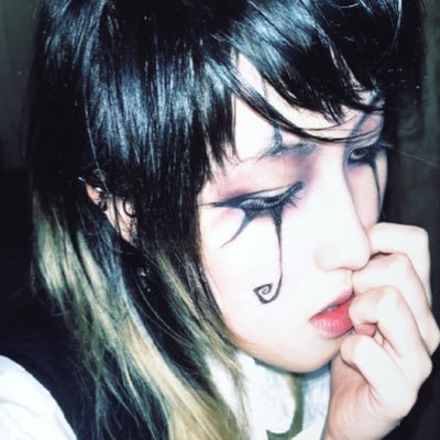 sugarblu3's profile picture. yuri + shoujosei + mystery vns + music ++++++ @blu3lith